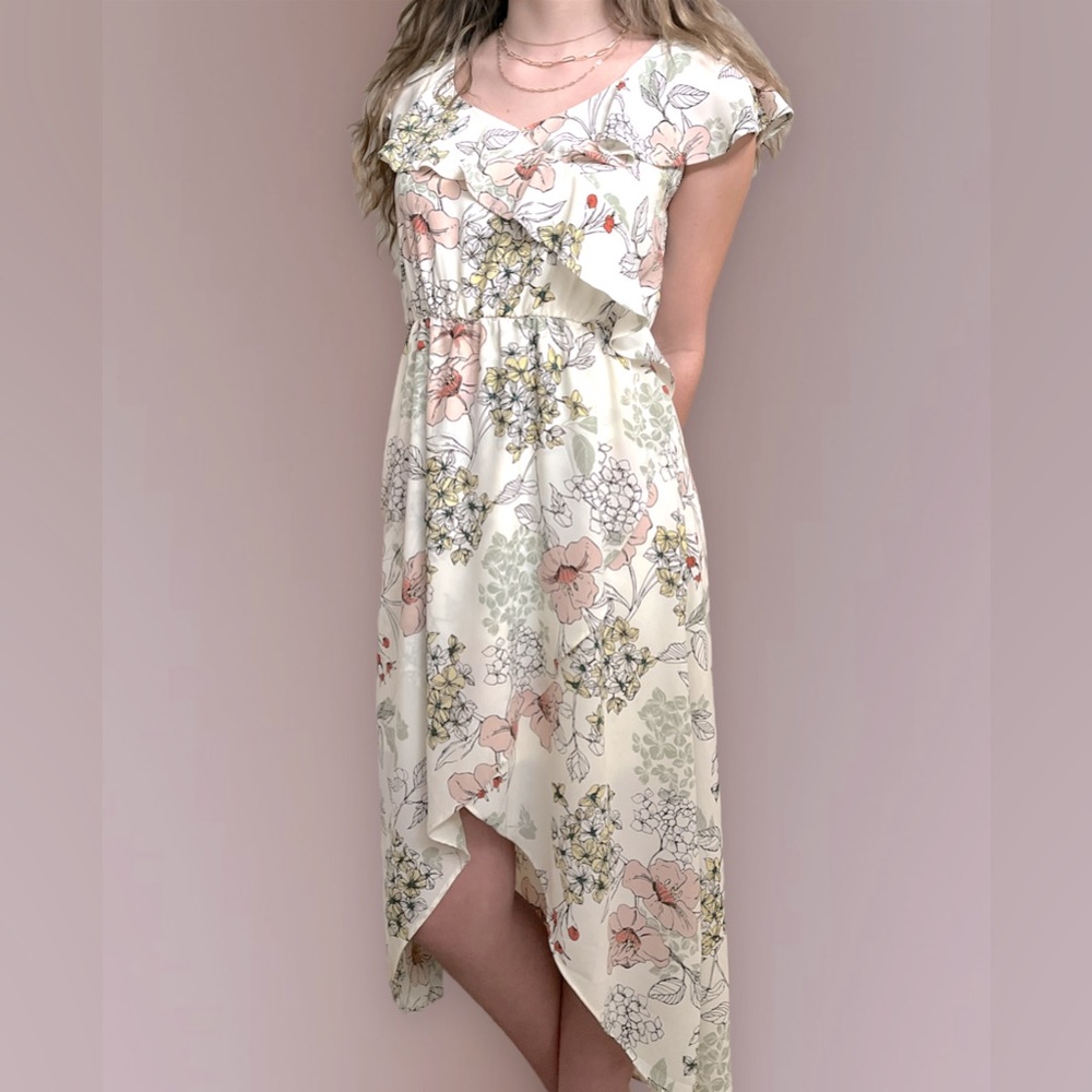 Pretty Elegant Light Floral Dress Women’s